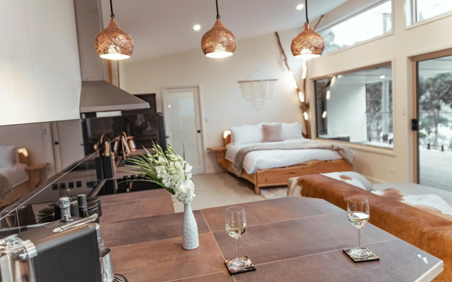 Absolute Oceanfront Bruny Island Secrets Retreat