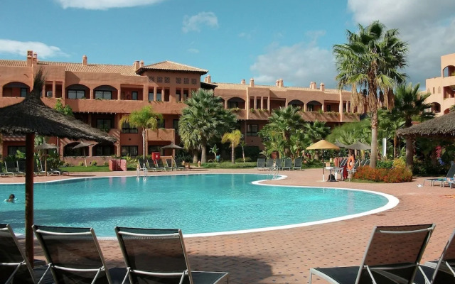 Well-kept and Atmospheric Apartment Just 1 km. From sea