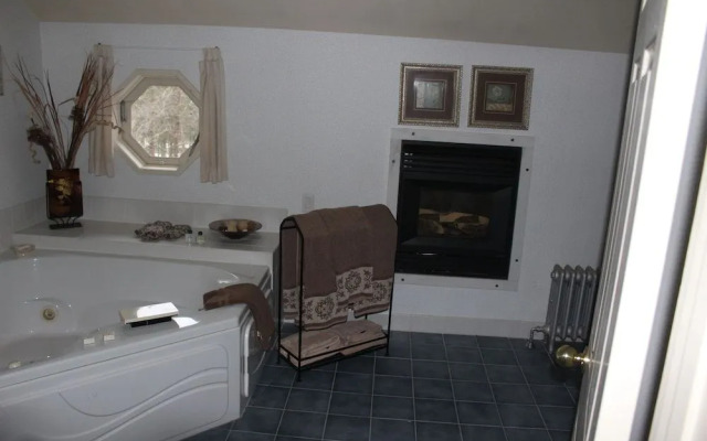Fox Creek Inn LLC