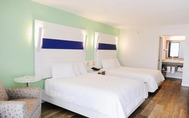Regency Inn & Suites