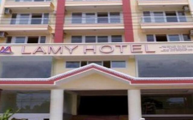 Lammy Hotel вид на фасад