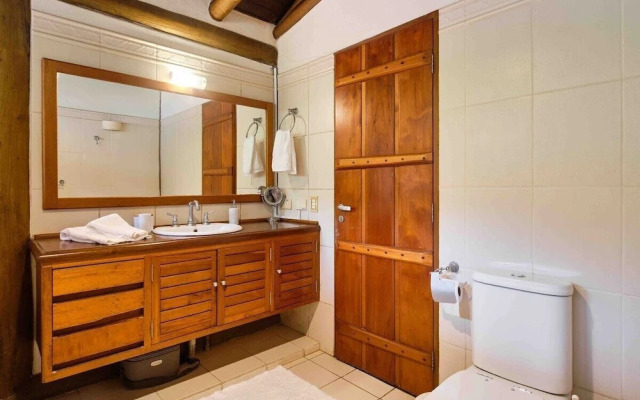 Praia de Itamambuca - Bali House