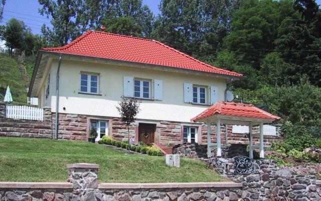 Holiday Home in Losheim am See