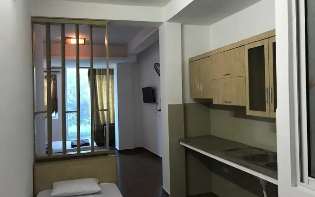 Holiday Hotel by OYO Rooms