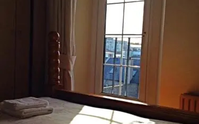 Cashel Town B&B