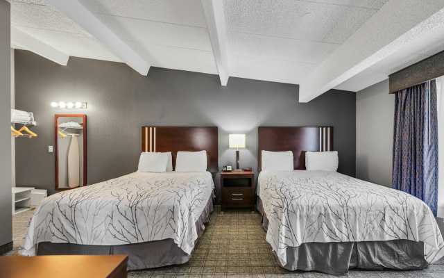 Eastland Suites Hotel & Conference Center Urbana