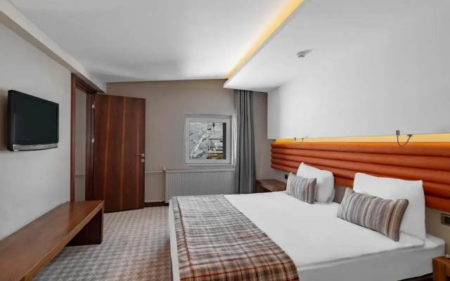Jura Hotels Kervansaray Uludag