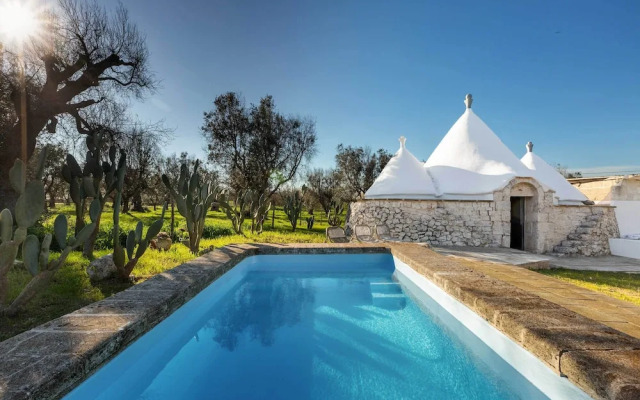 3745 Trullo Puspo by Barbarhouse