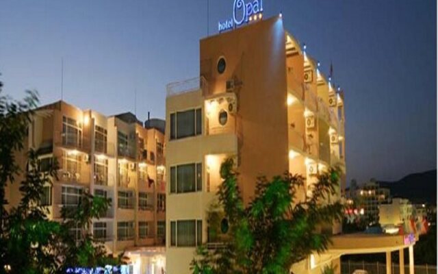 Отель Guesthouse Opal Болгария, Равда - отзывы, цены и фото номеров - забронировать отель Guesthouse Opal онлайн вид на фасад