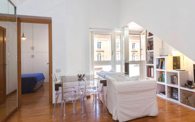 Live in the Heart of Rome
