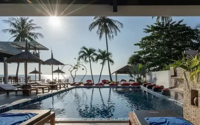 Bungalow Jaccuzi El Pillax Lanta Resort