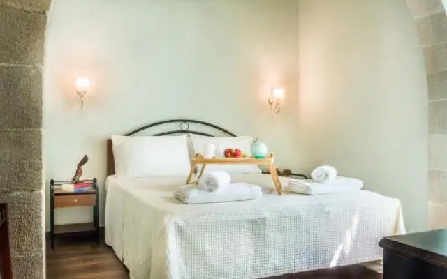 Plaza Apartment