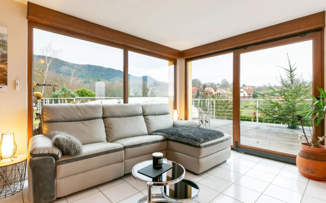 Mesmerising Holiday Home in Neubois With Private Swimming Pool
