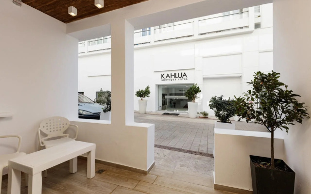 Kahlua Sea View Suites - Adults Only