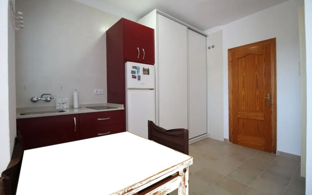 1061 Studio de la Torre