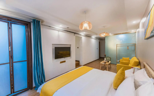 Tongli Pushe Riverside River View Homestay