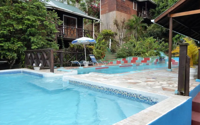 JJ's Paradise Hotel
