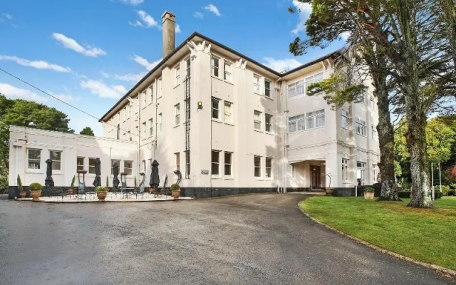 Fountaindale Grand Manor