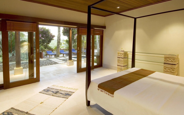 Villa Vajra
