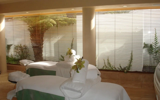 Paihia Beach Resort & Spa Hotel