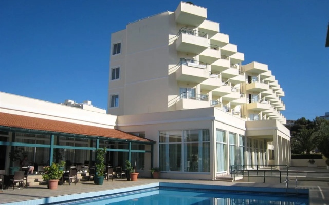 Miramare Bay Hotel