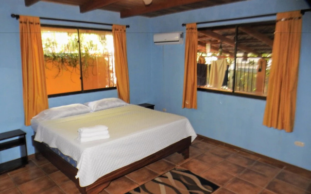 Casa Amigos by the beach