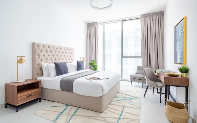 Posh & Spotless 1BR Apartment on Palm Jumeirah