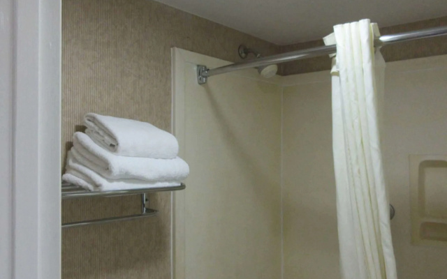 Super 8 by Wyndham Manchester TN