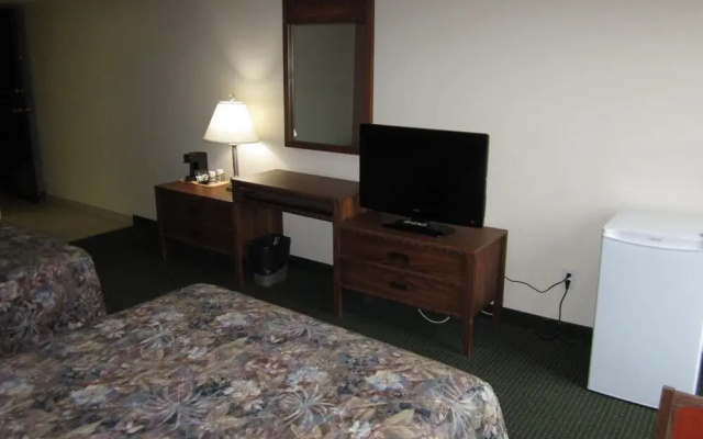 Fort Nelson Hotel