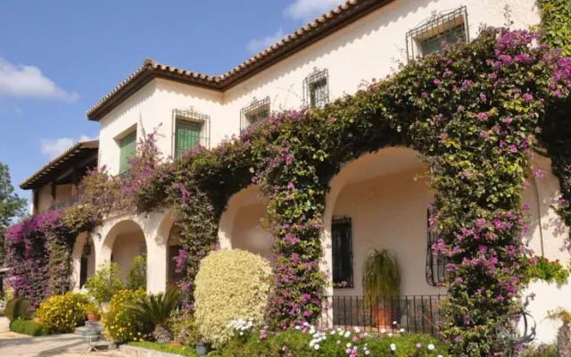 Отель Casa Rural El Retiro вид на фасад