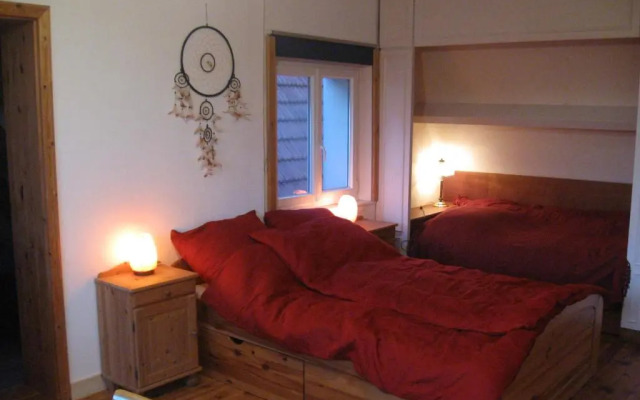 Familiensuite, zwei Zimmer, Mitbenutzung von Küche und Bad