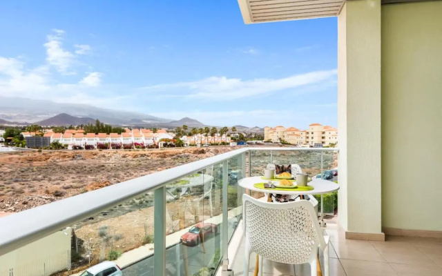 A31 Amazing 2 bedroom with terrace and Pool