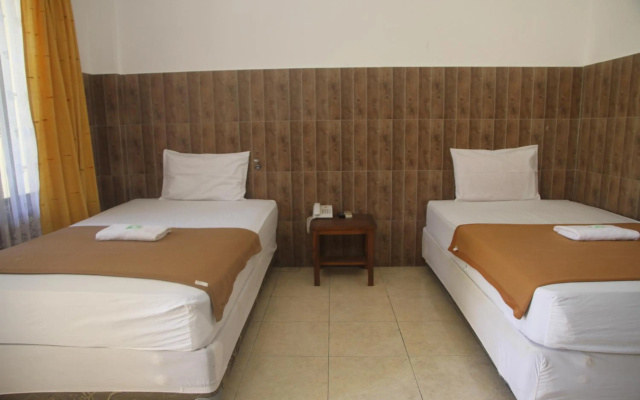 Puri Senggigi Hotel