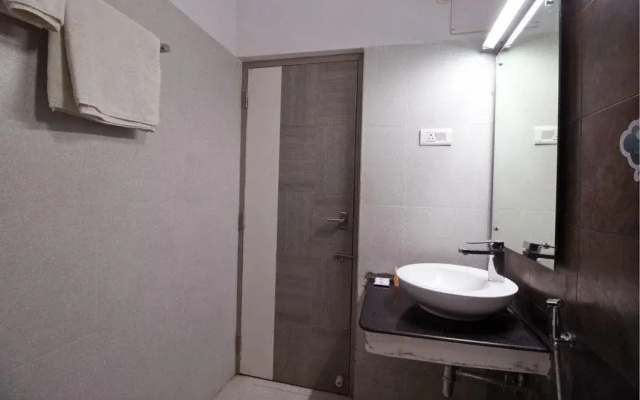 Cloud 9 Resort, Yealgiri