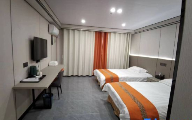 Taixing Changjiang Garden Hotel