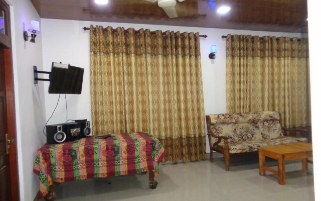 Thenuja Guest