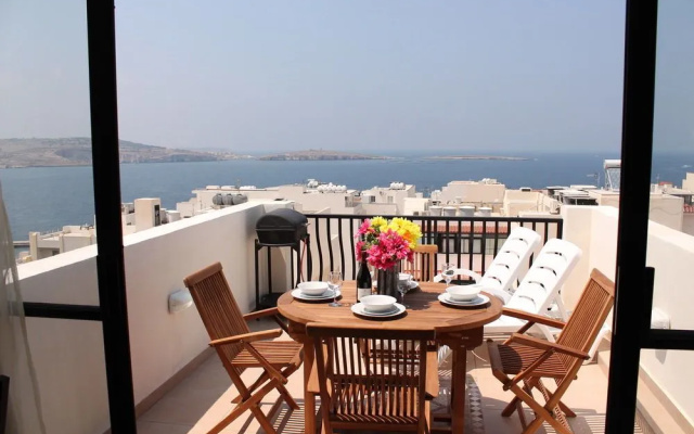 Seashells Self Catering Apartment by Getaways Malta