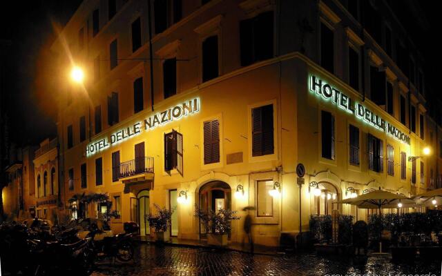 Hotel Delle Nazioni вид на фасад