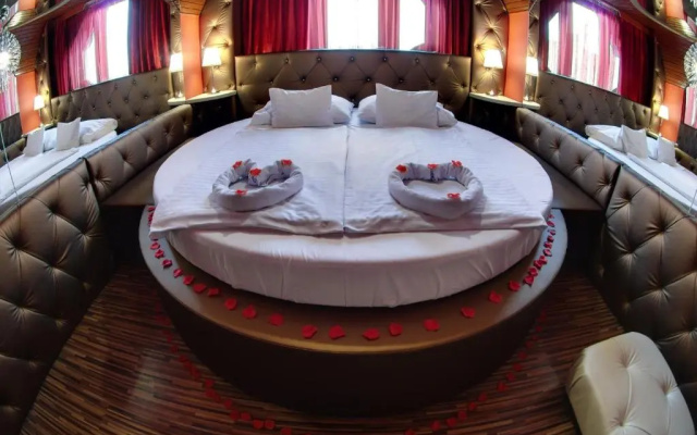 Corvin Hotel Gyula