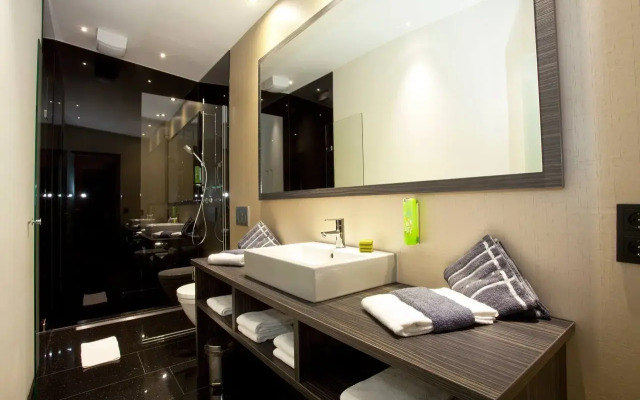 Centro Hotel Ayun Koln Trademark Collection by Wyndham