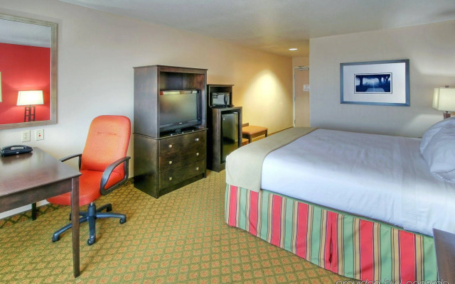 Holiday Inn Express & Suites Tucumcari by IHG