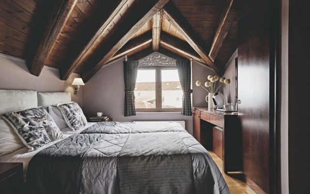 Nostos Suites by White Hills