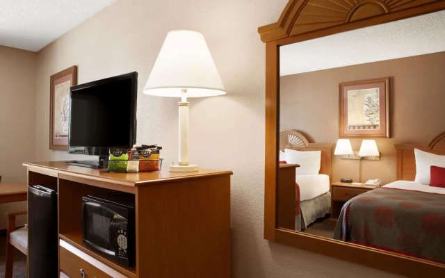 Ramada Sioux City