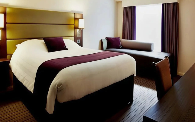 Premier Inn Falkirk - Larbert