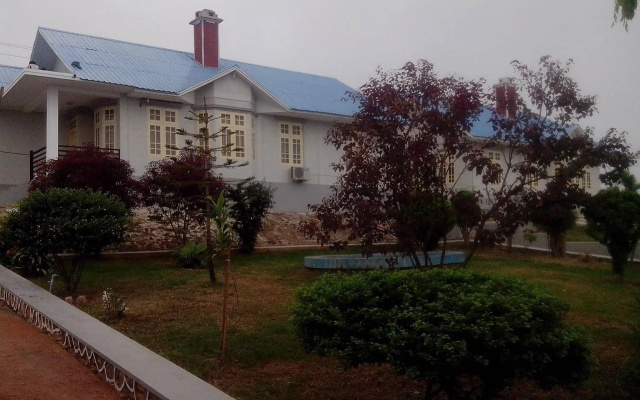 Yadanapon City Hotel