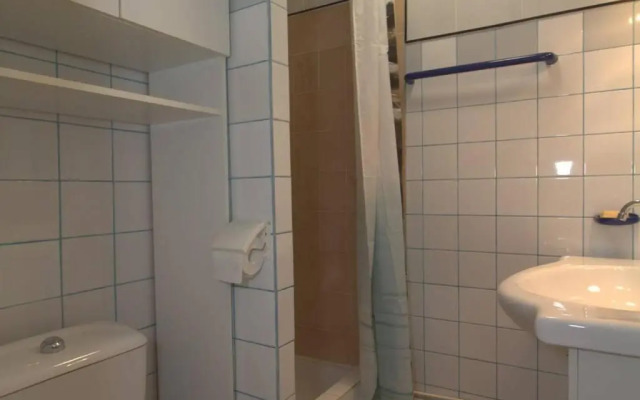Appartement Balaruc-les-Bains, 1 pièce, 2 personnes - FR-1-553-77