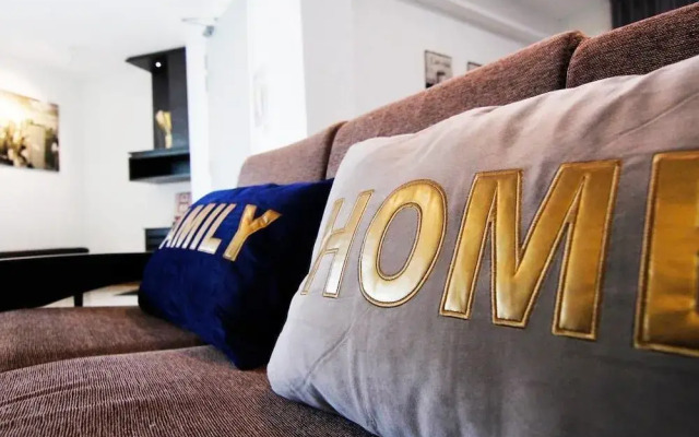 Sabah Luxury Cozy Family Suite
