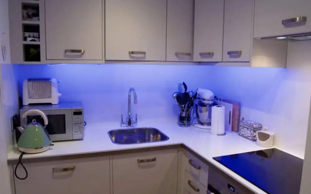 Classic 1 Bedroom Flat Sleeping 4 Charming Fulham