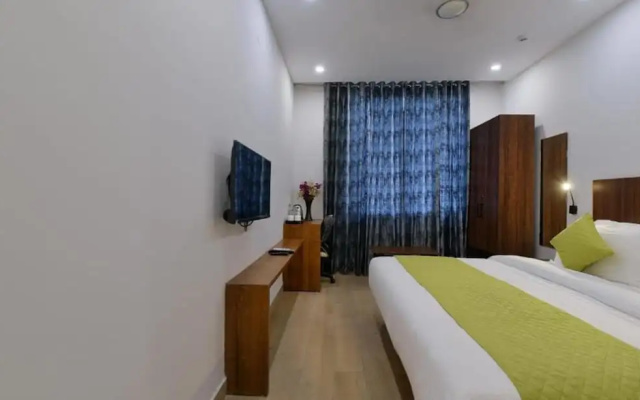 Hotel Emporio