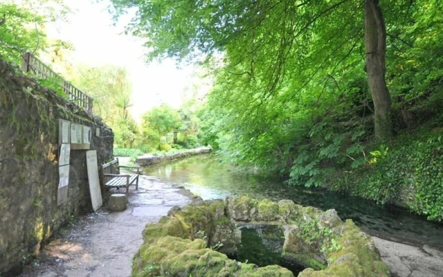 Sixpenny Cottage
